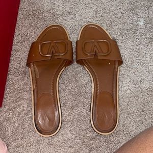 Valentino slides